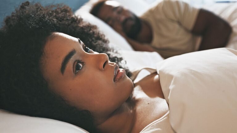 Do Women Need More Sleep Than Men?